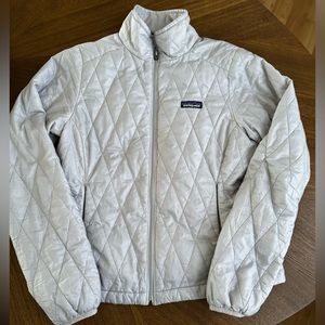 Patagonia nano puff in FOG
